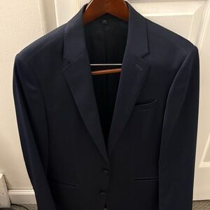 Men’s Express modern fit (producer) Suit jacket. True Navy. 38R.
